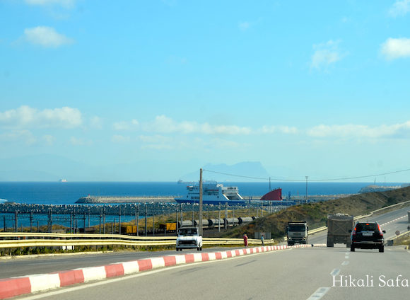 タンジェMED港とジブラルタル海峡